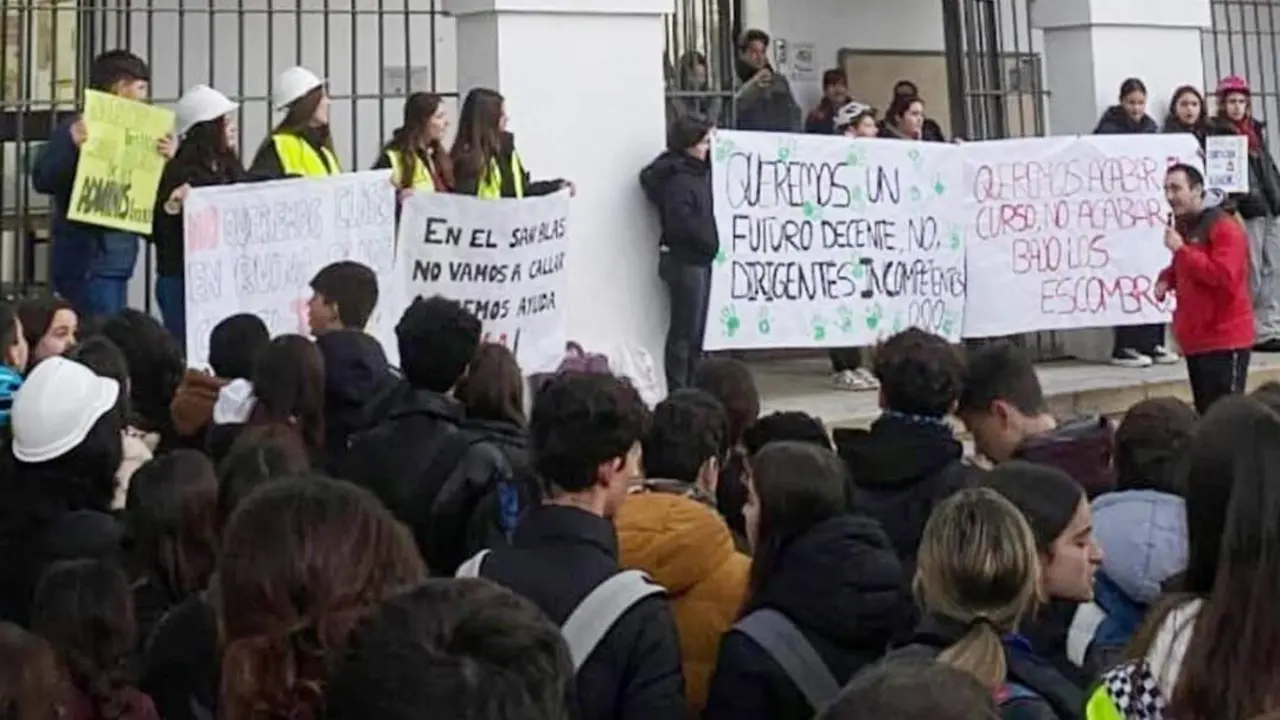 Protesta de alumnos del IES San Blas. - VH