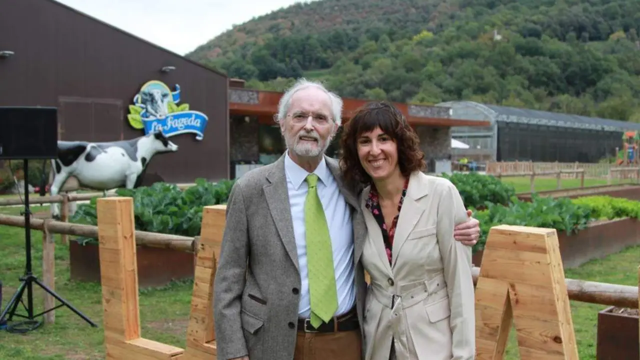 Crist&oacute;bal Col&oacute;n y S&iacute;lvia Dom&egrave;nech. - La Fageda