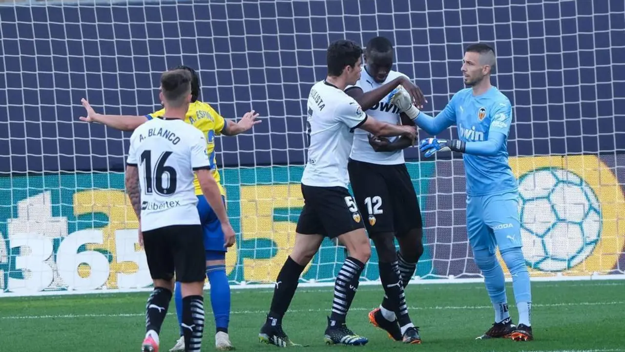 Diakhaby quiso salir por presuntos gritos racistas de Cala en 2021 - LaLiga
