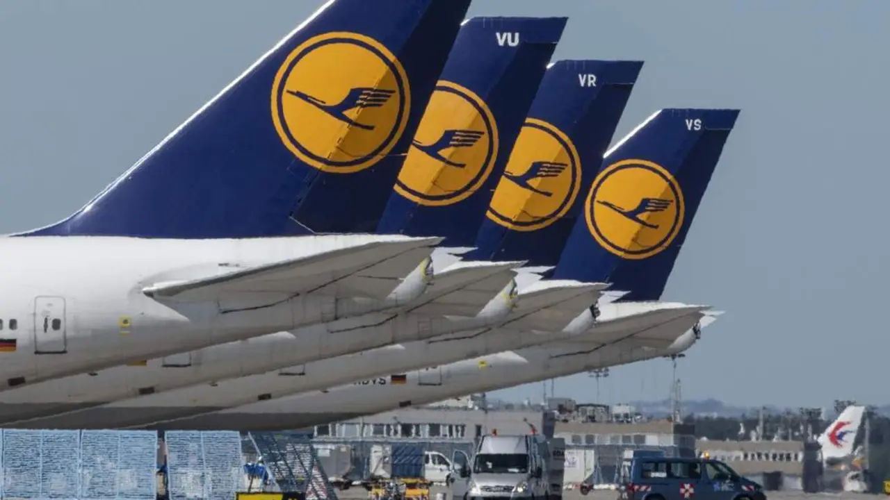 Aviones de Lufthansa. - Archivo
