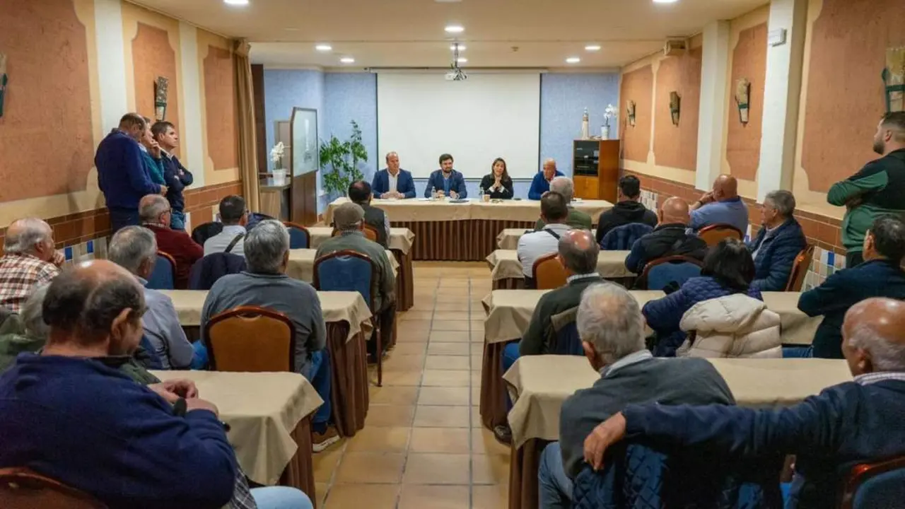 Reuni&oacute;n del PP de Rota con el Delegado Territorial de Agricultura - Partido Popular de Rota