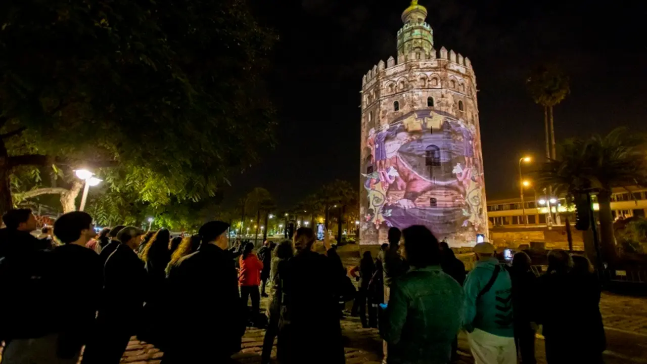 El FeM&Aacute;S inunda de color y m&uacute;sica la Torre del Oro gracias a los videoconciertos