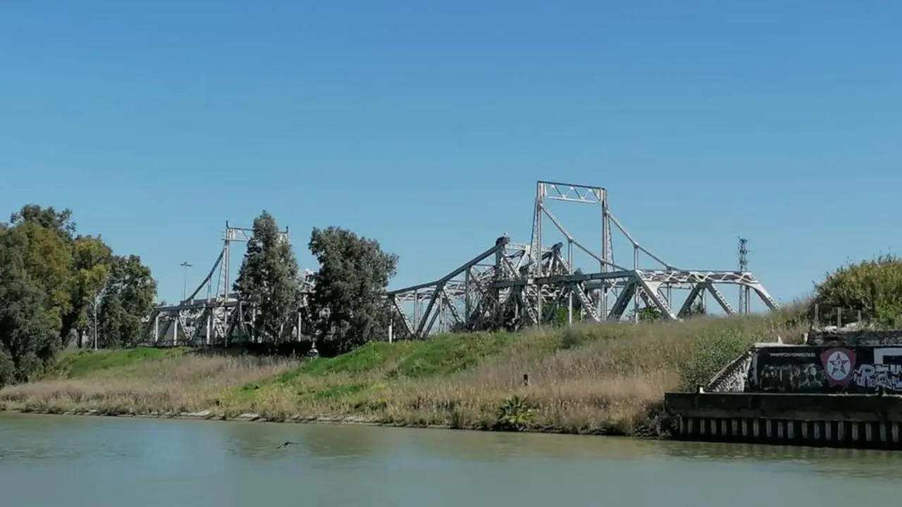 El Puente de Hierro. - VS