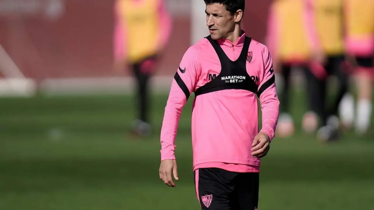 Jes&uacute;s Navas durante un entrenamiento de la semana pasada.  - sfc