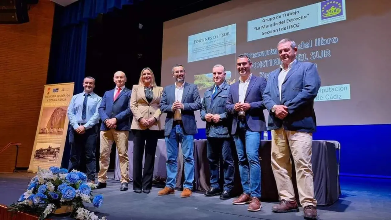 Presentaci&oacute;n de 'Fortines del Sur' en La L&iacute;nea. - AI