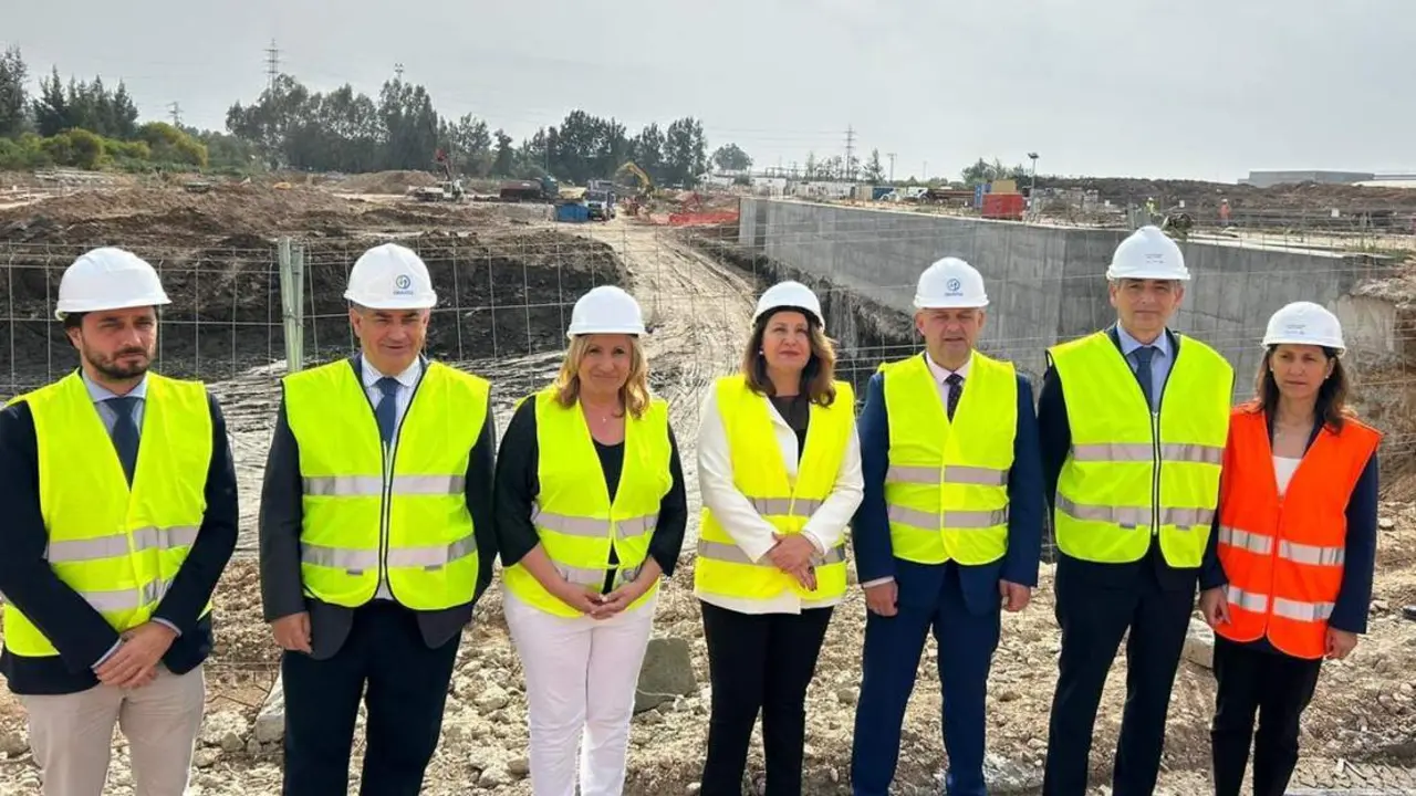En la visita a la nueva fase del proyecto de depuraci&oacute;n de El Copero. - Junta.
