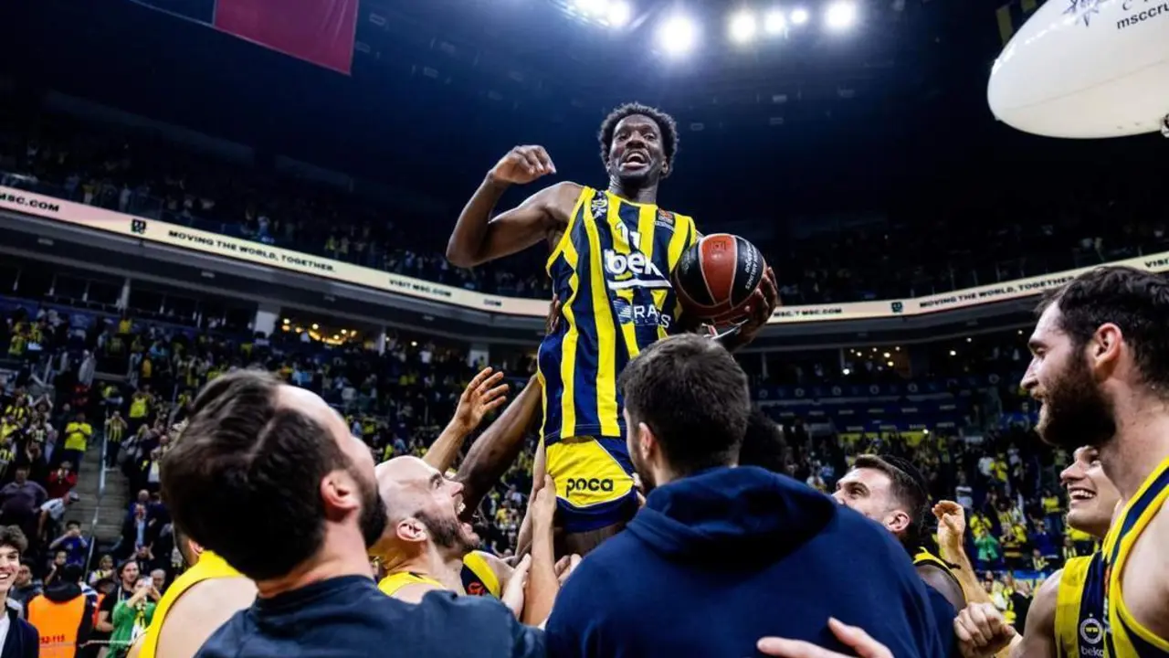 Nigel Hayes-Davis. - @EuroLeague / X