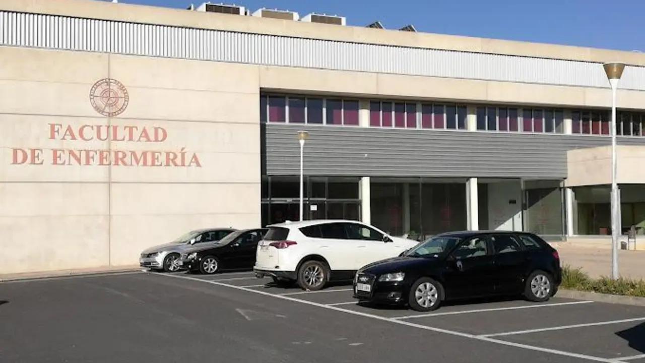 Facultad de Enfermer&iacute;a.| VH.