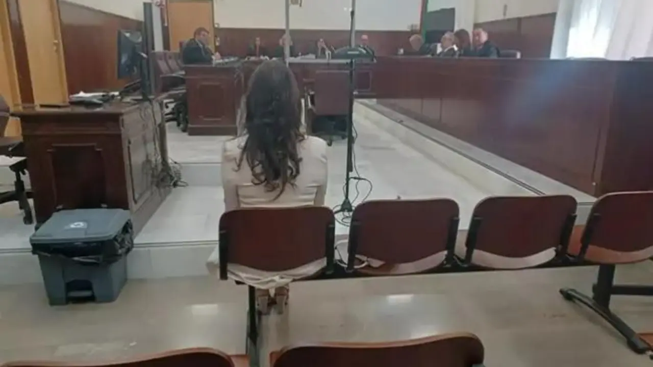 Imagen del juicio a la enfermera de la c&aacute;rcel de Huelva. - EP