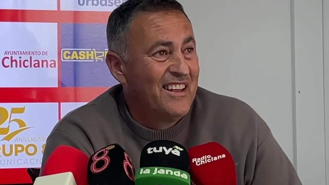 Alfonso Cortijo, entrenador del Chiclana.  - Viva Chiclana