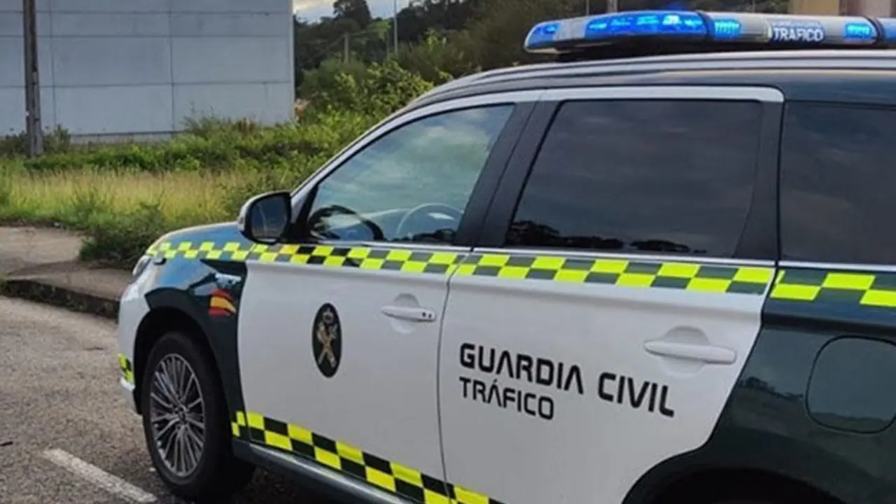 Guardia Civil de Tr&aacute;fico. - Junta