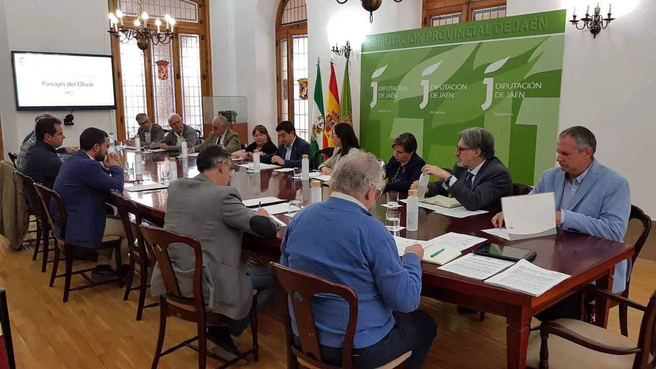 El expediente de los Paisajes del Olivar, en manos de los agricultores de la provincia
