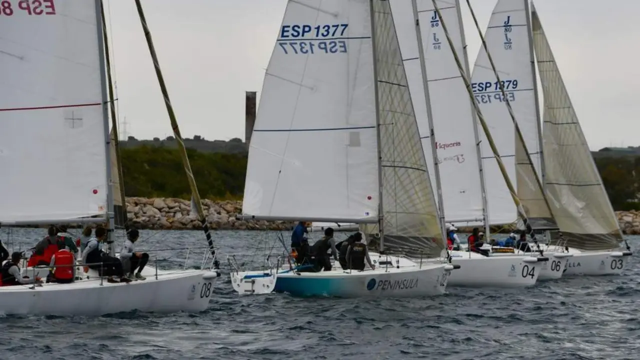 Un momento de una de las regatas del Campeonato de Andaluc&iacute;a - AI