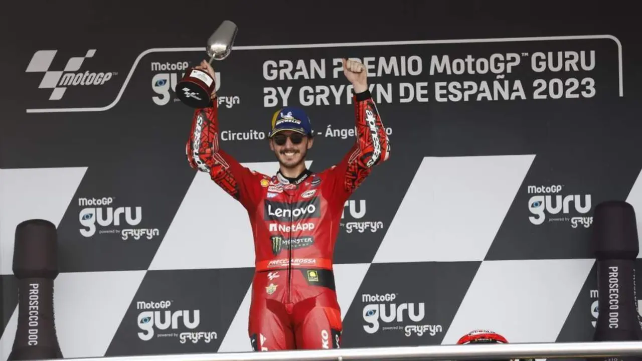 Bagnaia celebra su triunfo en 2023. - Cristo Garc&iacute;a