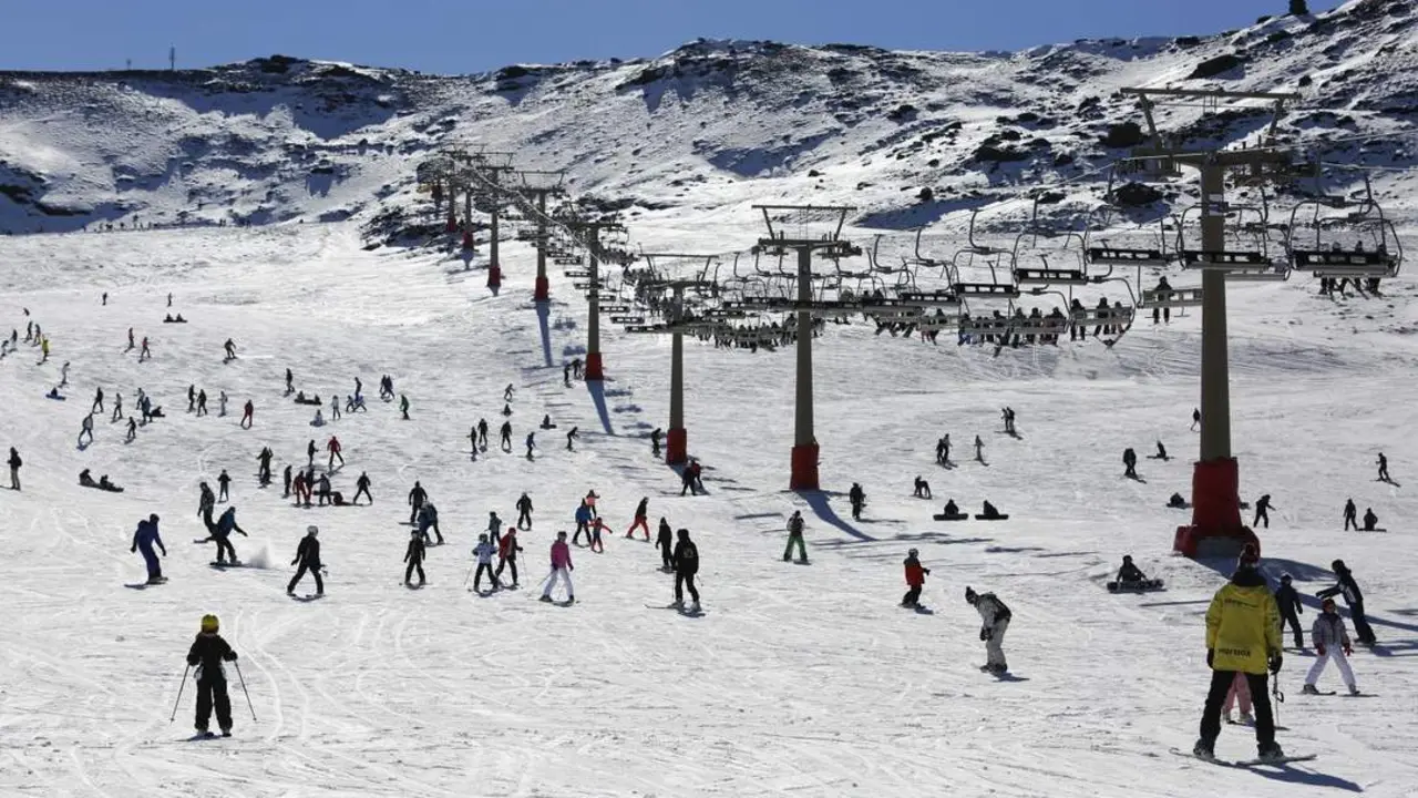 La estaci&oacute;n de Sierra Nevada en una imagen de archivo - Europa Press