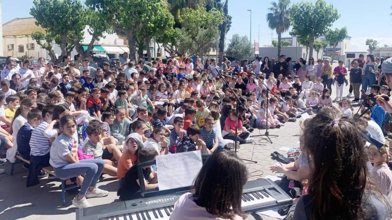 La Plaza Central, escenario de las actividades programadas - CMCR