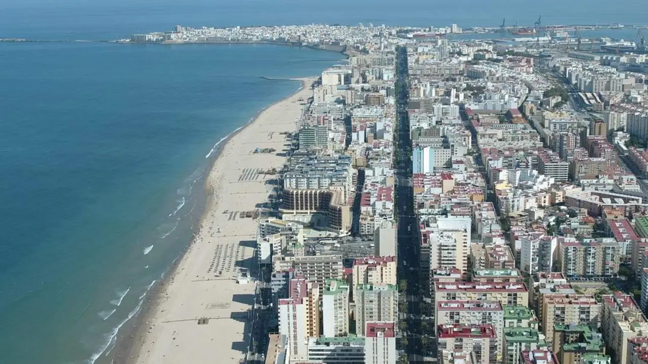 Vista &aacute;rea de C&aacute;diz.  - Ayuntamiento de C&aacute;diz