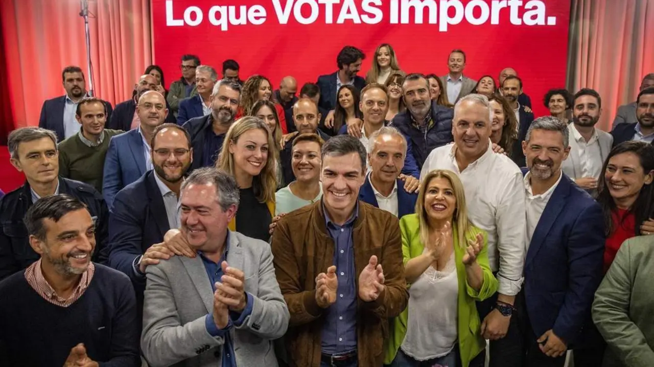 Pedro S&aacute;nchez en su visita a Jerez - Efe/Rom&aacute;n R&iacute;os