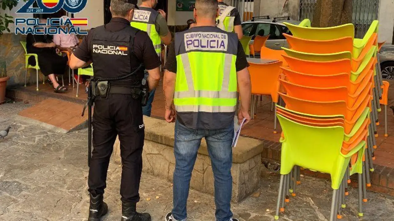 Detenci&oacute;n en Algeciras por robar utilizando el matale&oacute;n. - AI