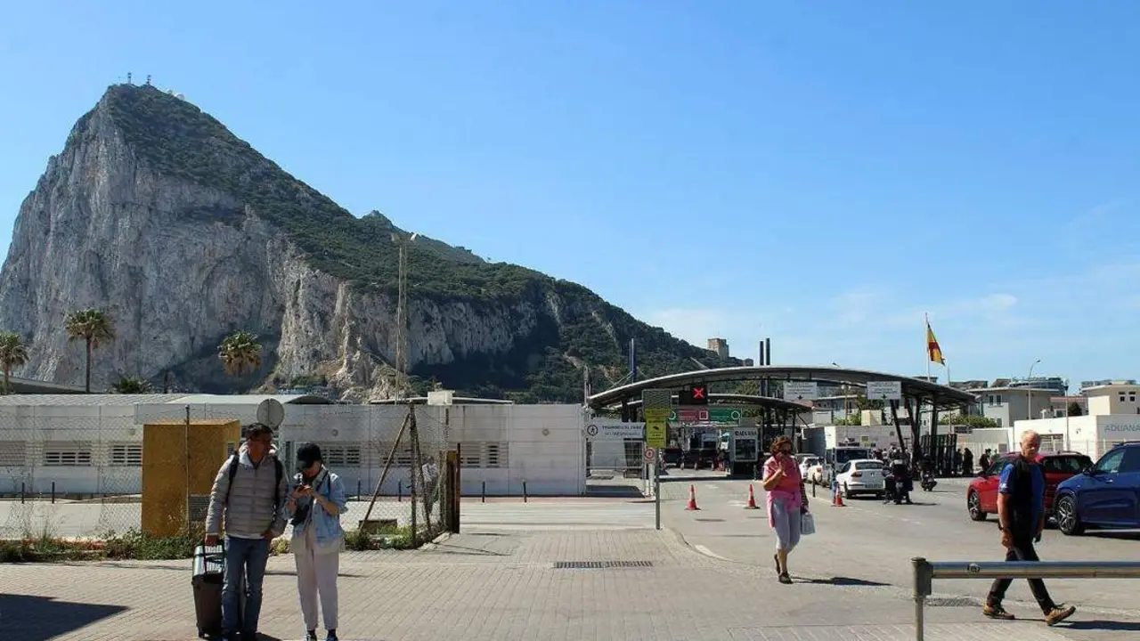 Imagen de archivo de la frontera con Gibraltar. - A. I.