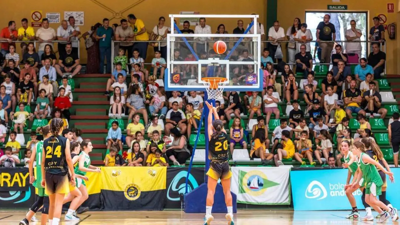 La SD Candray ha debutado este mi&eacute;rcoles.  - A.I.