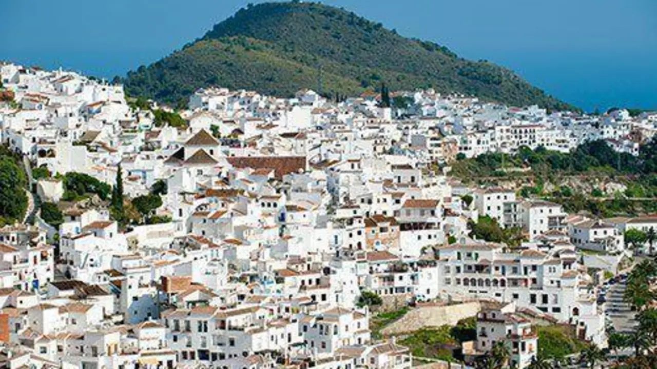 Frigiliana, en M&aacute;laga, de esos pueblos que no necesita presentaci&oacute;n - Ayuntamiento