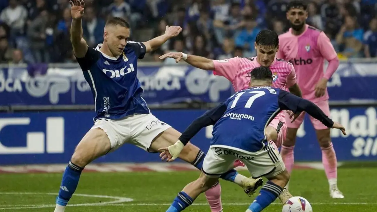 Real Oviedo-Eibar. - EFE