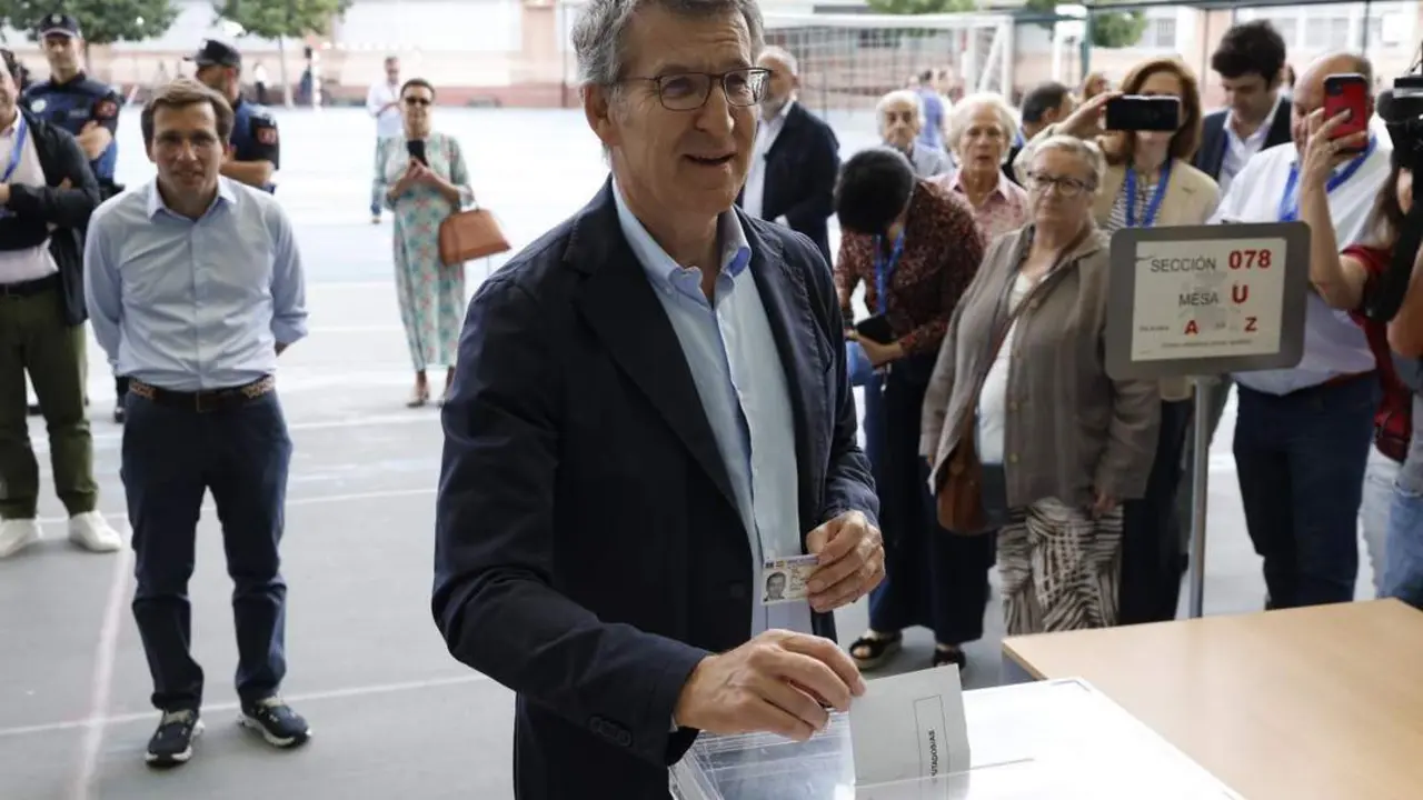 Alberto N&uacute;&ntilde;ez Fiej&oacute;o vota en Madrid. - EFE
