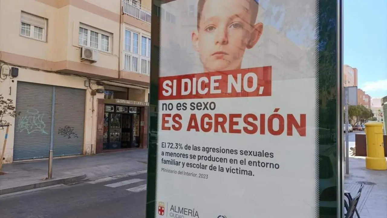 El pol&eacute;mico cartel. - Europa Press