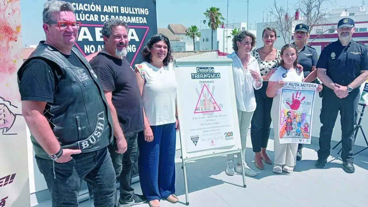 Un momento de la presentaci&oacute;n de los dos carteles - Ra&uacute;l J. Bustillos