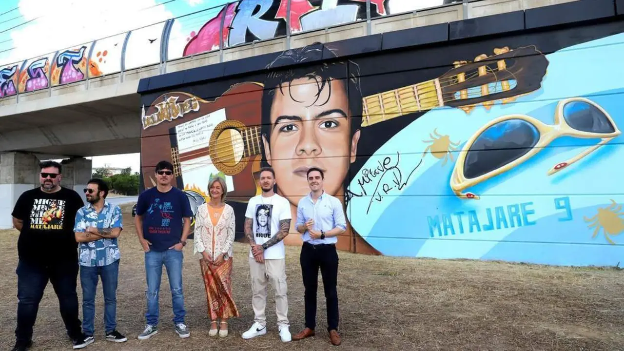 Inauguraci&oacute;n del nuevo grafiti.  - Viva
