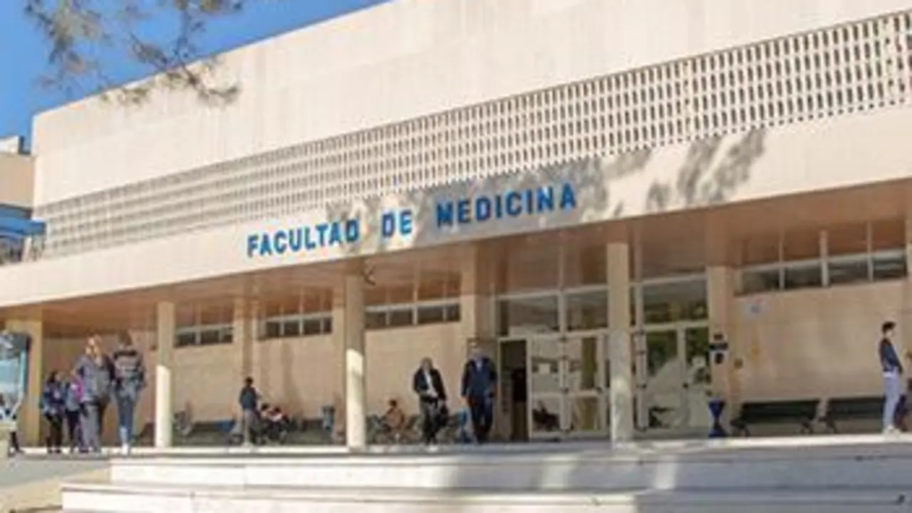 Facultad de Medicina. - FGUMA