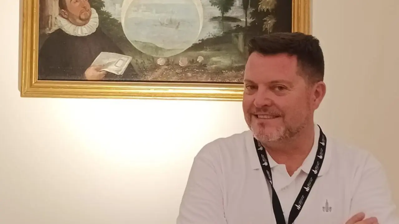 Pedro Fern&aacute;ndez, comisario de la Exposici&oacute;n del II Congreso  - CEDIDA