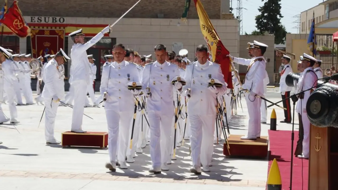 Acto en la Escuela de Suboficiales de la Armada en San Fernando - Armada