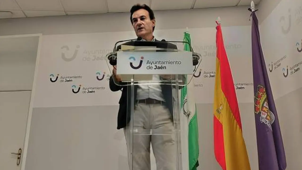 El alcalde confirma el inicio del "Plan de Eficiencia de Recursos Econ&oacute;micos"