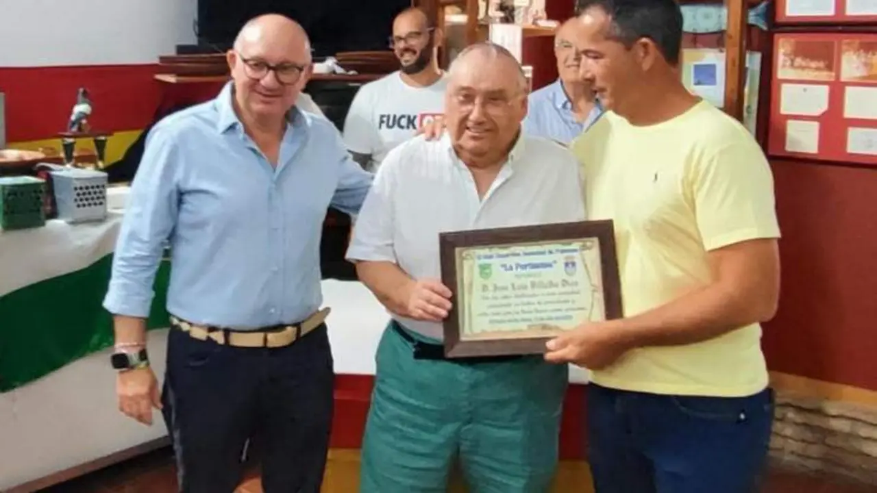 GONZ&Aacute;LEZ NIETO EN CLUB LOS PALOMOS. - VIVA