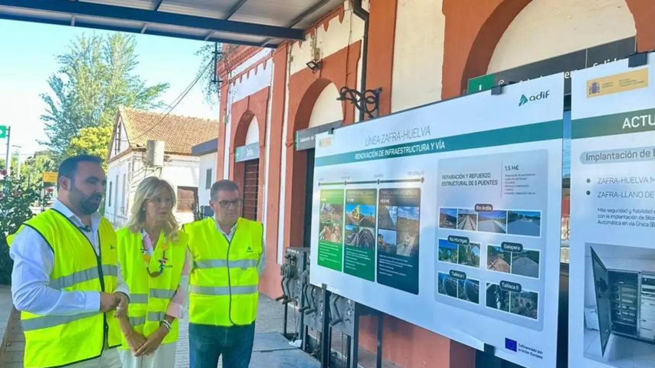 Visita a las obras en la estaci&oacute;n de Jabugo. - VH