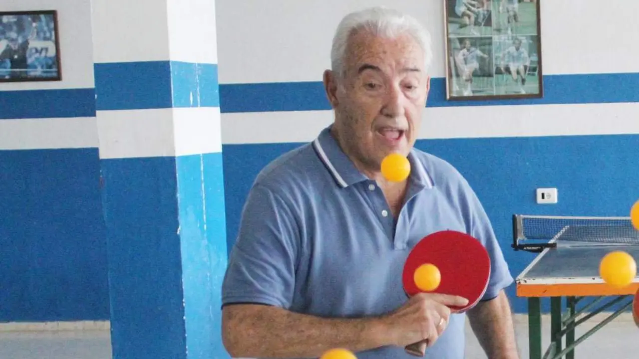El presidente, Santiago S&aacute;nchez, un 'ni&ntilde;o' con zapatos nuevos - Ra&uacute;l J. Bustillos
