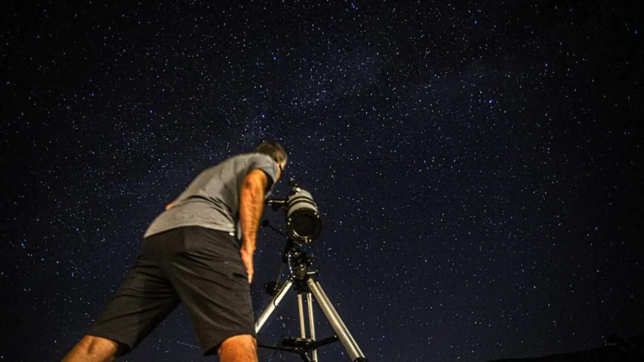 Observando las perseidas. - EFE