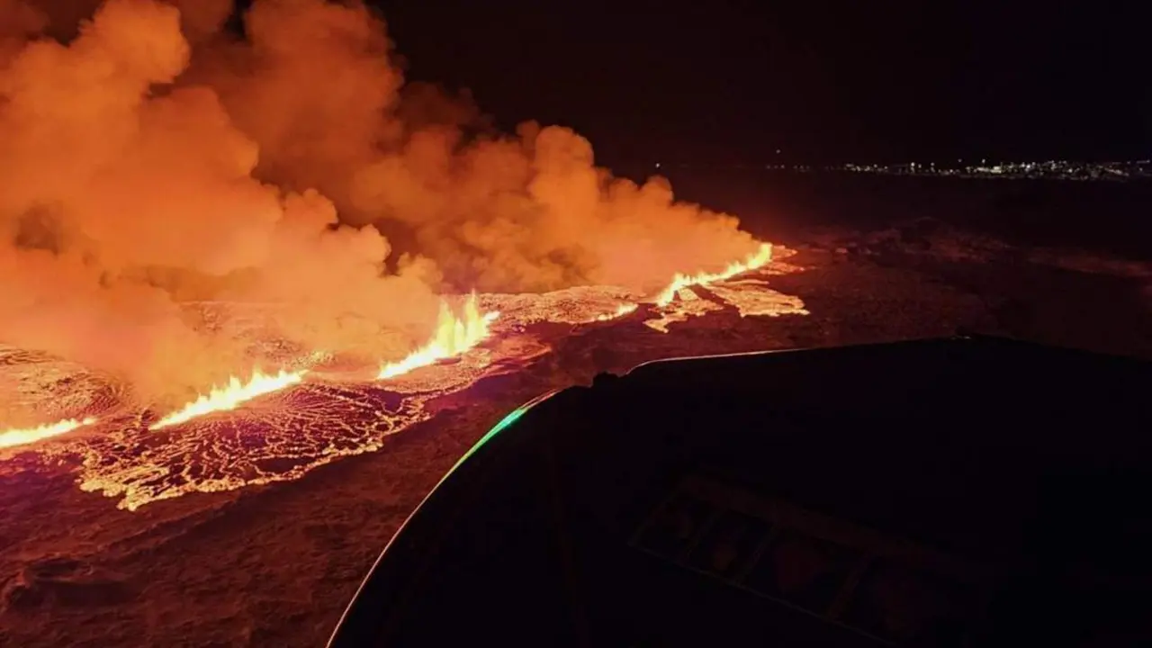 Erupci&oacute;n anterior en Grindav&iacute;k. - EFE