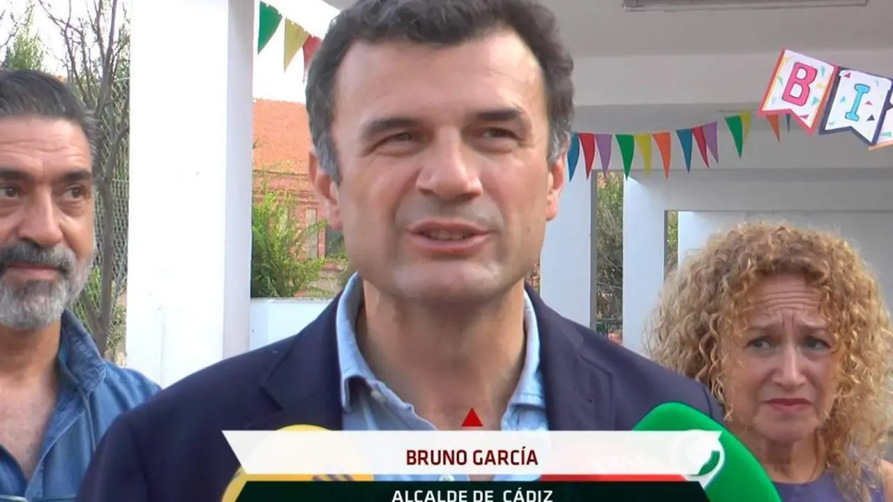 Bruno Garc&iacute;a.  - Viva. 