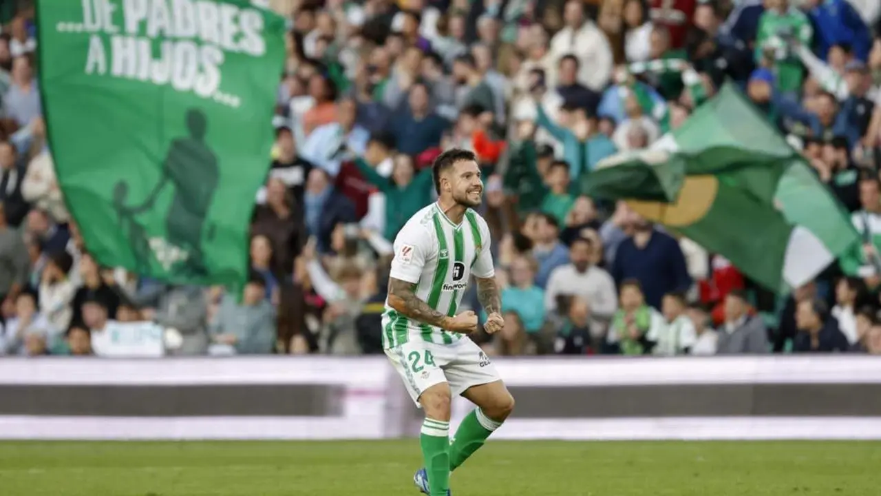 Aitor Ruibal en el Betis-Real Madrid. - EFE/Ra&uacute;l Caro.
