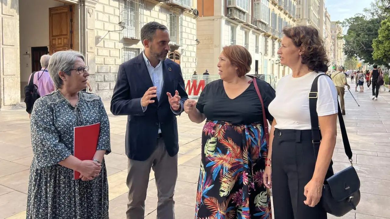 Toque de atenci&oacute;n del PSOE a Moreno para implantar la tasa tur&iacute;stica en M&aacute;laga