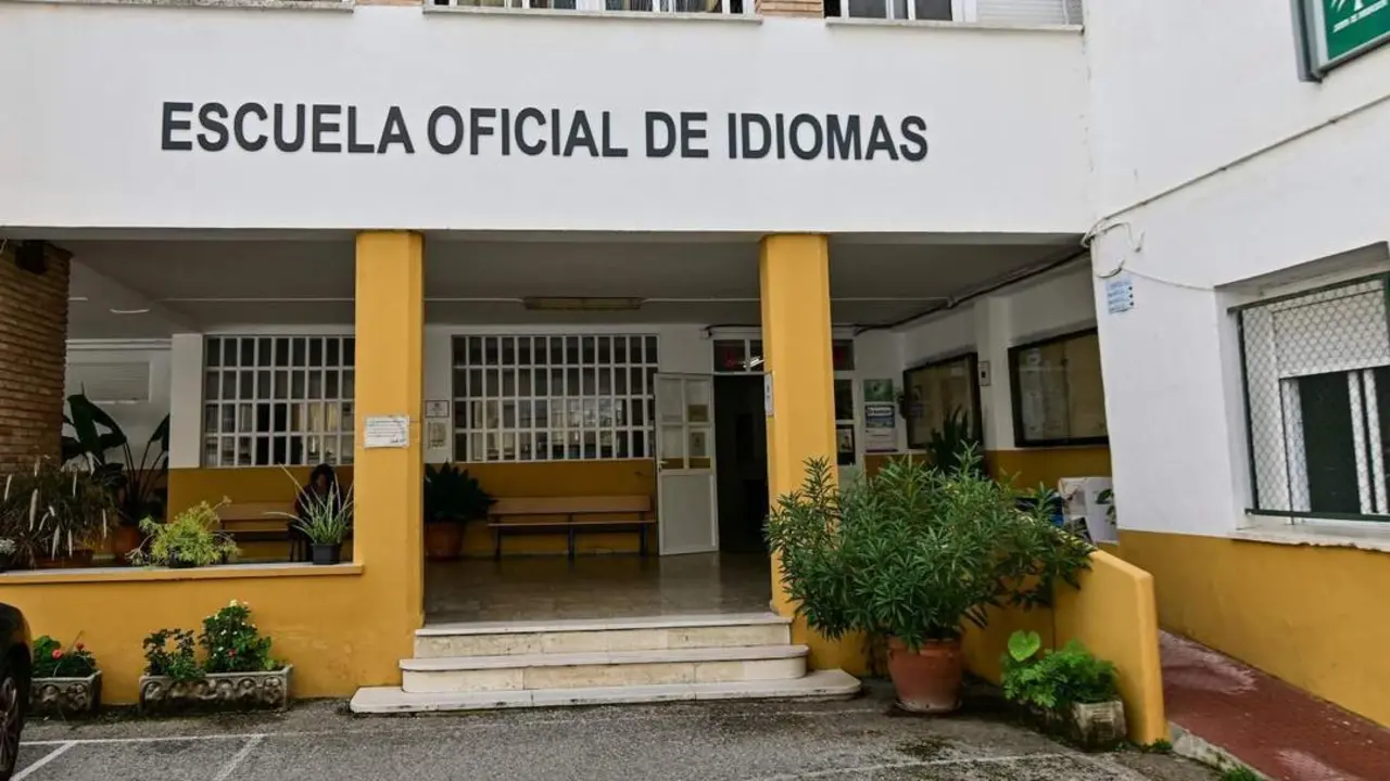 Escuela Oficial de Idiomas de C&aacute;diz. - Eulogio Garc&iacute;a