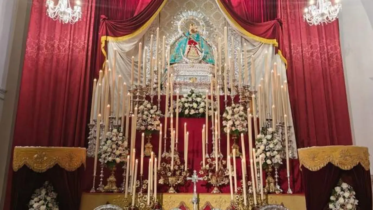 Altar extraordinario de la Virgen de la Cabeza.  - Valent&iacute;n Molina 