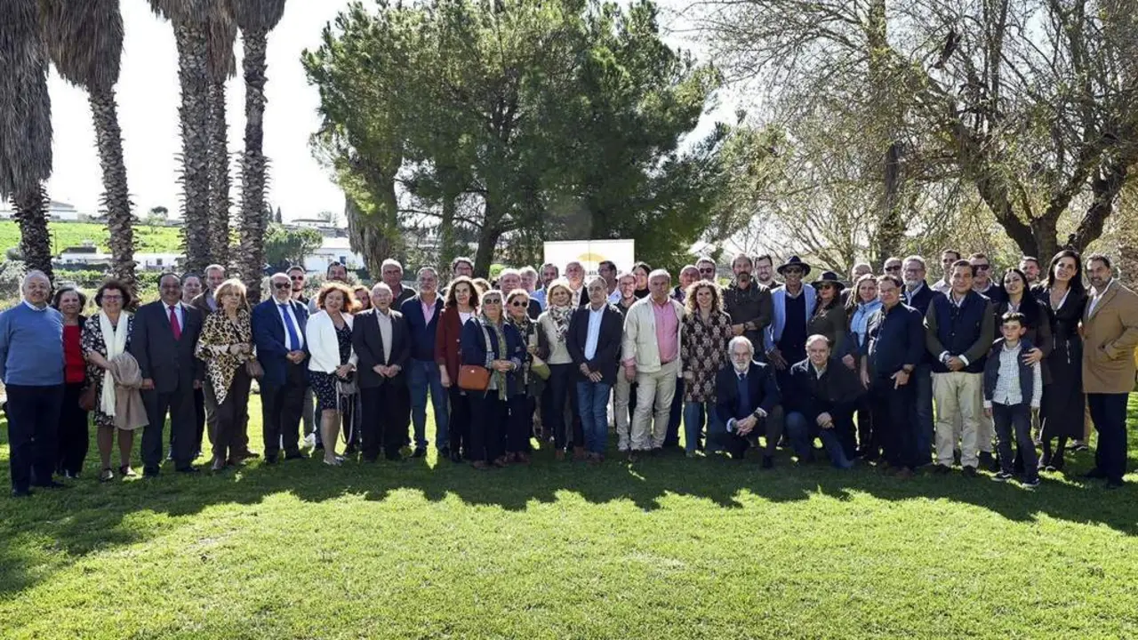 Acto de la firma del protocolo con la plataforma Asta Regia.  - Andaluc&iacute;a Informaci&oacute;n