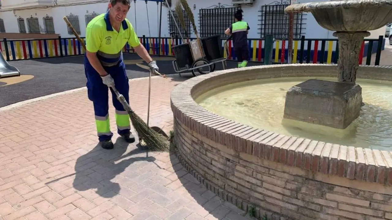Una de las bolsas es para operario de limpieza.  - RS