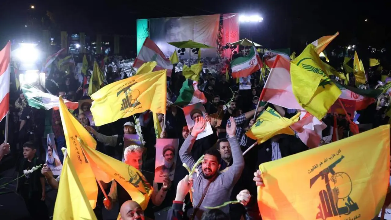 Celebraciones en Ir&aacute;n tras los ataques. - EFE / EPA / ABEDIN TAHERKENAREH