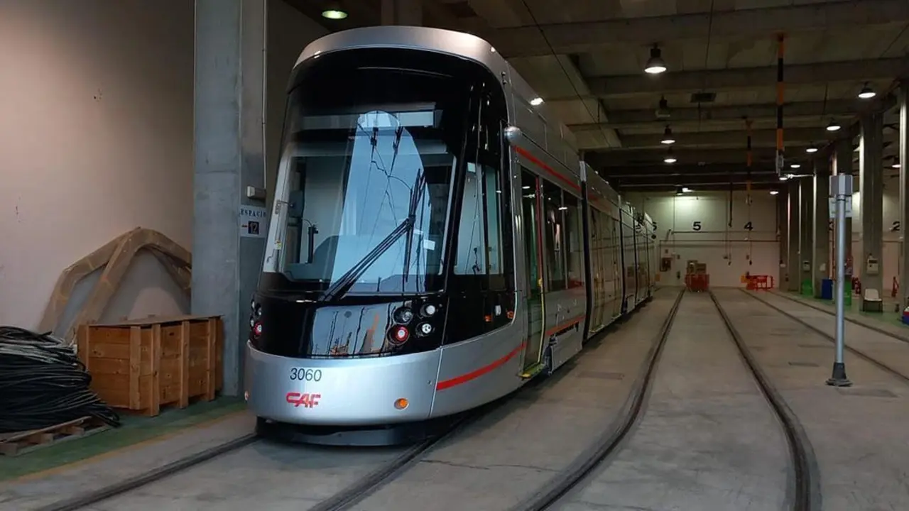 Nueva unidad de tranv&iacute;a para el Metrocentro - AYTO