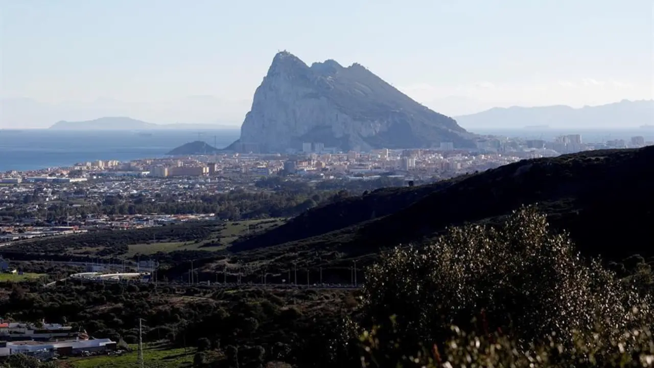 Vista del Pe&ntilde;&oacute;n de Gibraltar. - EFE